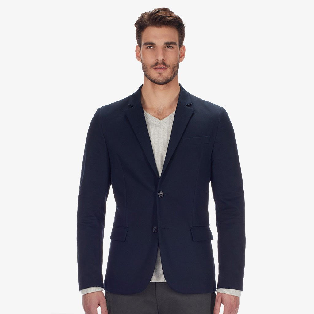 The East Coast Jacket in Navy - REINGE